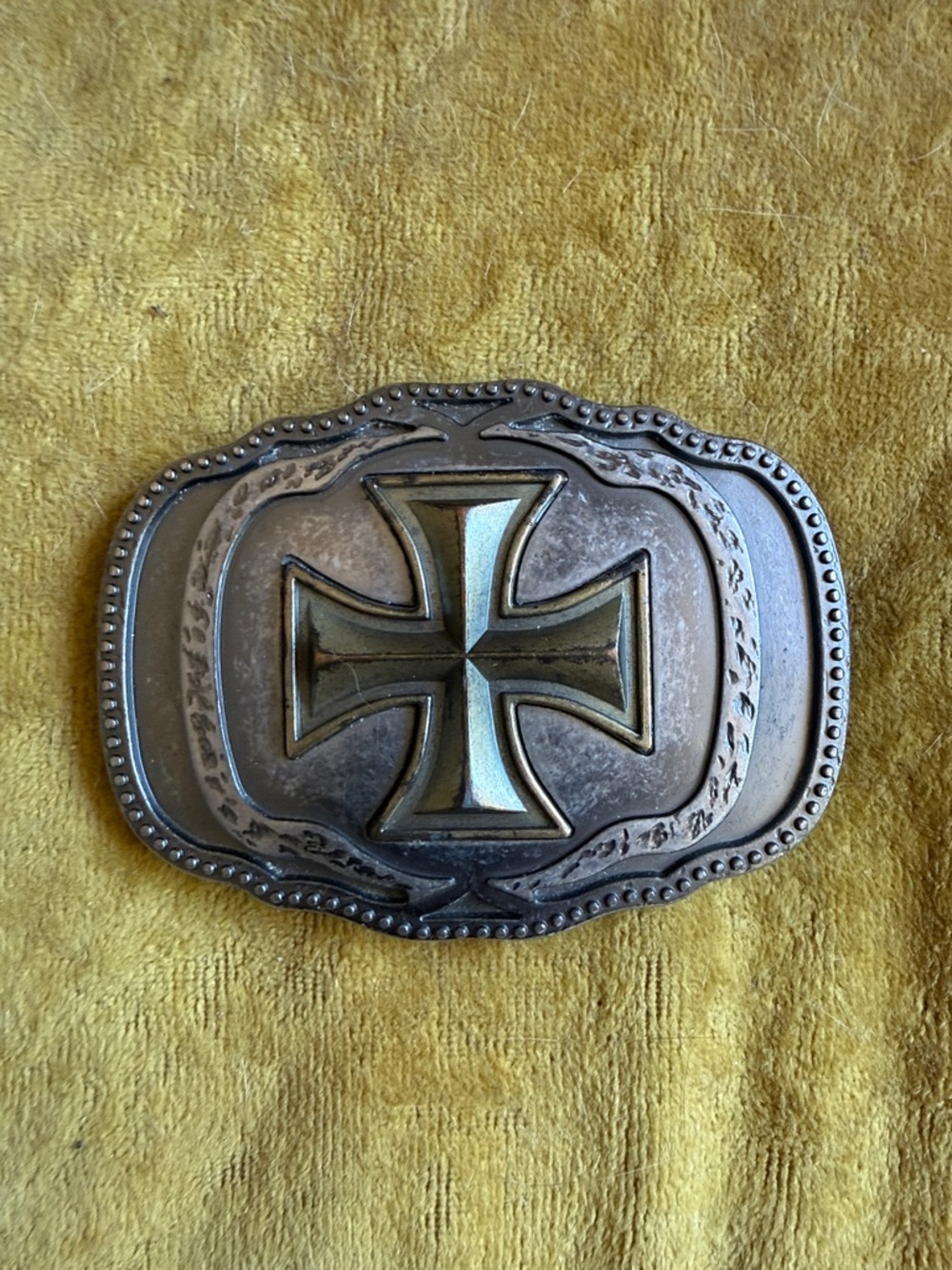 Men's Silver Metal Cross Belt Buckle - Classic Western Style